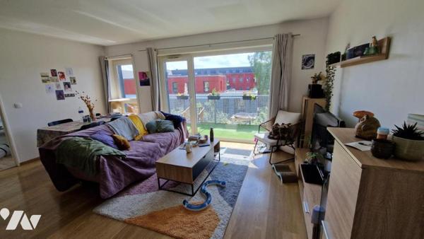 ROUBAIIX - EXCELLENT SECTEUR - PROXIMITE TRAMWAY - TYPE 2 AVEC TERRASSE - 