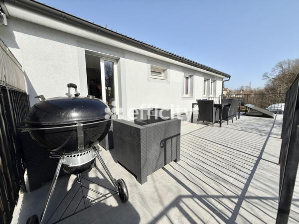 Maison 6 pièces - 121 m²