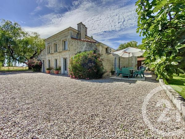 Maison à vendre  8 pièces - 190 m2 TONNAY CHARENTE - 17
