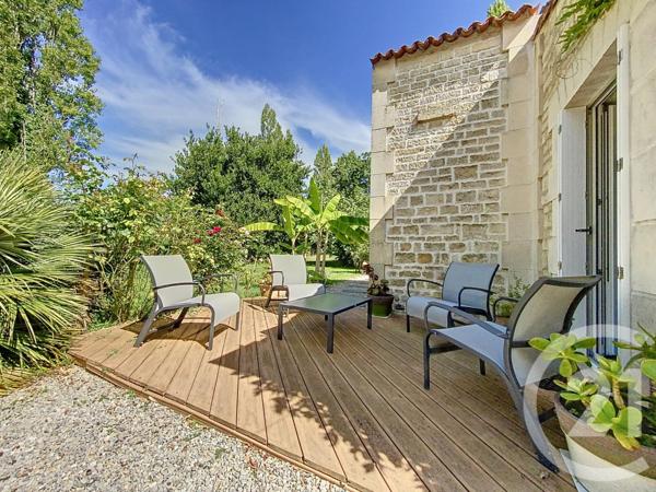 Maison à vendre  8 pièces - 190 m2 TONNAY CHARENTE - 17