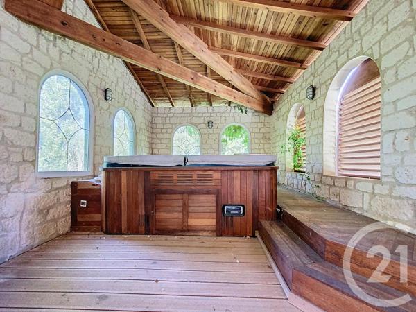 Maison à vendre  8 pièces - 190 m2 TONNAY CHARENTE - 17