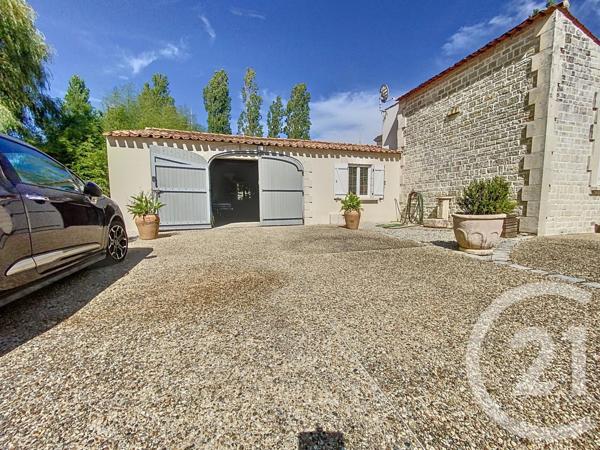 Maison à vendre  8 pièces - 190 m2 TONNAY CHARENTE - 17