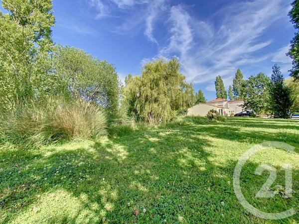 Maison à vendre  8 pièces - 190 m2 TONNAY CHARENTE - 17