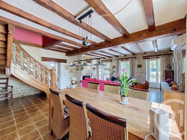 Maison à vendre  8 pièces - 190 m2 TONNAY CHARENTE - 17