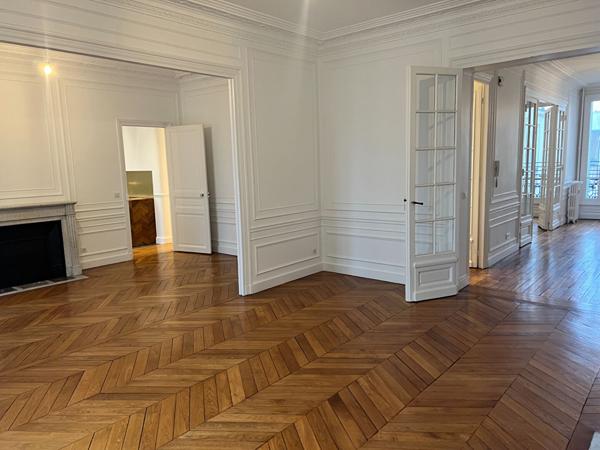 Appartement Paris 7 pièce(s) 197.26 m2