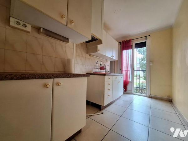 RES. LES EAUX VIVES - Appartement avec parking 