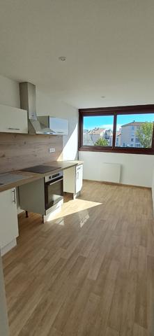T3 ENTIEREMENT RENOVE AVENUE JEAN GIONO