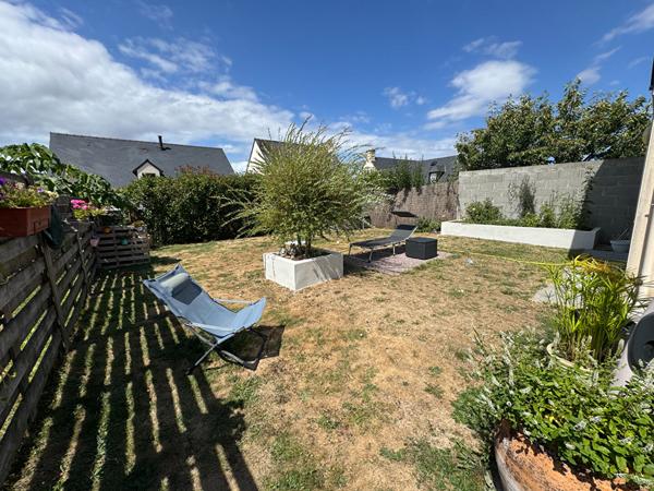 Vente maison de ville, 4 chambres, avec jardin clos sans vis à vis - LAMBALLE CENTRE