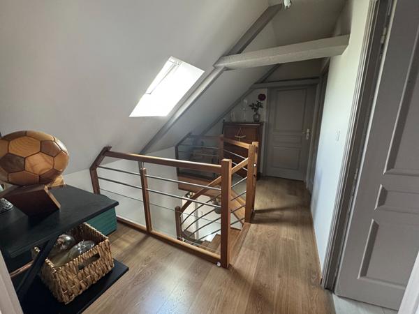 Vente maison de ville, 4 chambres, avec jardin clos sans vis à vis - LAMBALLE CENTRE