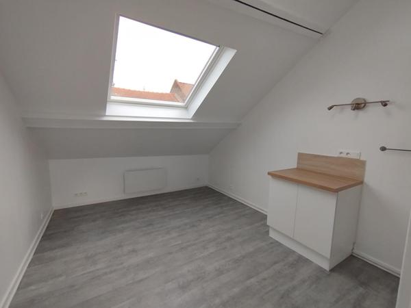 A LOUER : T1 à LILLE • Rue Adolphe - Vauban • 420 € CC • Réf. G668-7