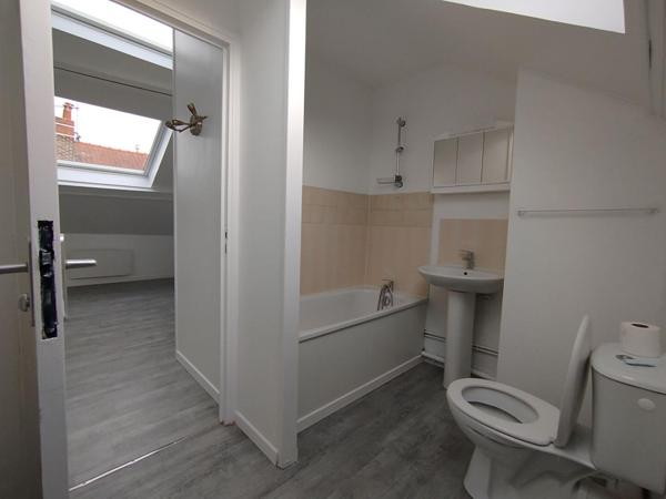 A LOUER : T1 à LILLE • Rue Adolphe - Vauban • 420 € CC • Réf. G668-7