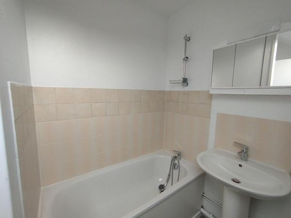 A LOUER : T1 à LILLE • Rue Adolphe - Vauban • 420 € CC • Réf. G668-7