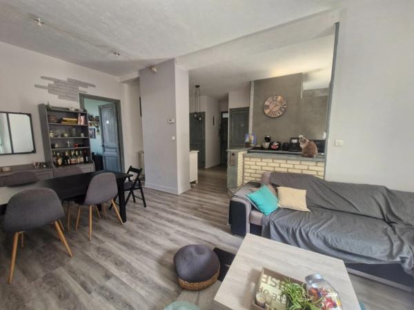 Appartement avec terrasse et jardinet à vendre 3 pièces SAINT ETIENNE (42)