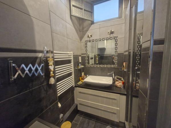 Appartement avec terrasse et jardinet à vendre 3 pièces SAINT ETIENNE (42)