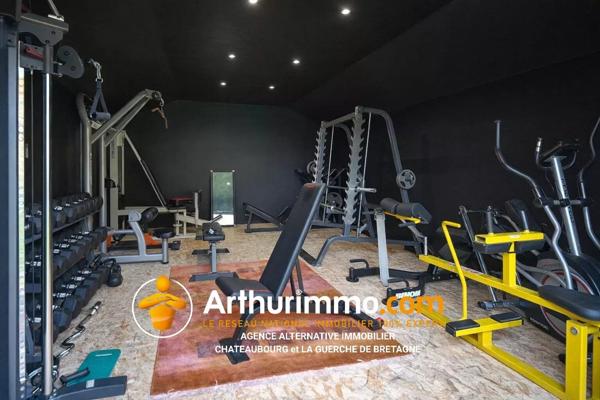 Vente Maison 10 pièces 258 m2 à Melesse