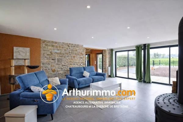 Vente Maison 10 pièces 258 m2 à Melesse