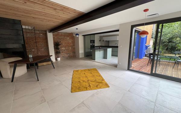 Maison à vendre    5 pièces • 138,44 m2 Toulouse