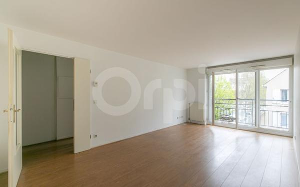 Appartement à vendre    3 pièces • 59,80 m2 Noisy-le-Grand
