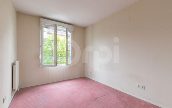 Appartement à vendre    3 pièces • 59,80 m2 Noisy-le-Grand