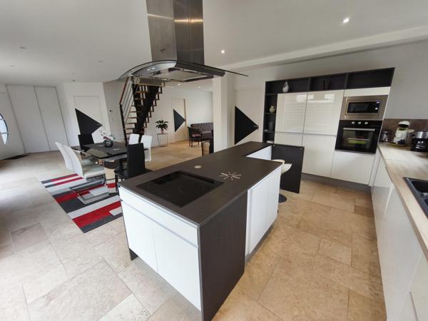 Maison 5 pièces - 163 m²