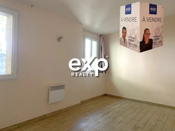 En eXclusivité / Bas de villa - appartement T4 de 93 m² en rez-de-jardin  / Toulon Ouest