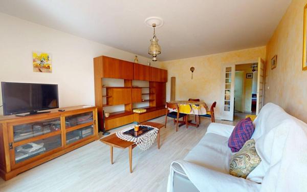 Appartement à vendre    3 pièces • 74 m2 Montpellier