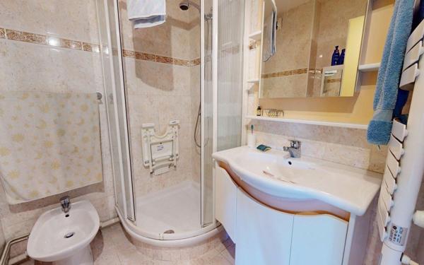 Appartement à vendre    3 pièces • 74 m2 Montpellier