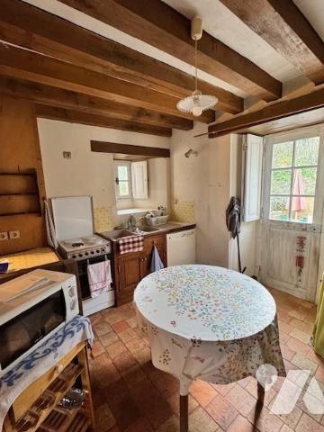 MAISON ANCIENNE A RESTAURER 