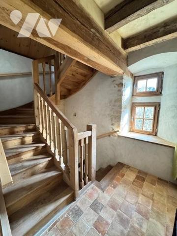 MAISON ANCIENNE A RESTAURER 