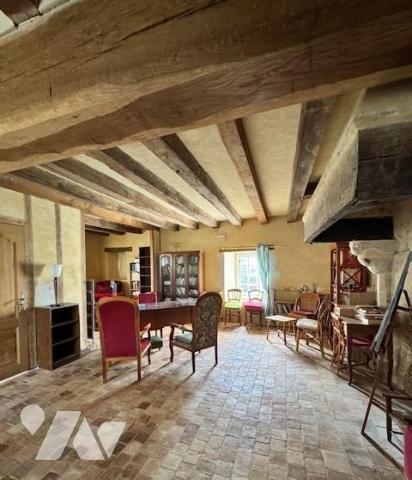 MAISON ANCIENNE A RESTAURER 