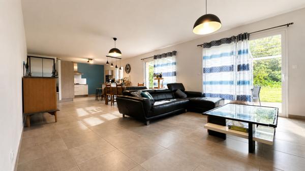 Plain-pied familial sans travaux et sans vis-à-vis !