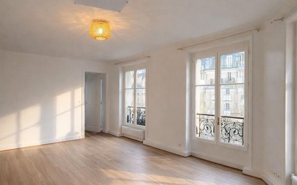 Appartement à louer    2 pièces •  Paris 11