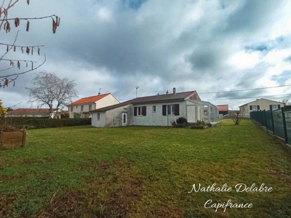 Maison à vendre 3 pièces LUSIGNAN (86)