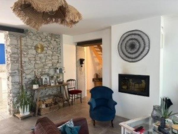 Maison à SAINT-AUGUSTIN-DES-BOIS, 49170 - 6 pièces 140m²