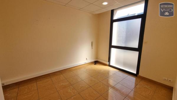 Location local professionnel Saint-Quentin (02100)