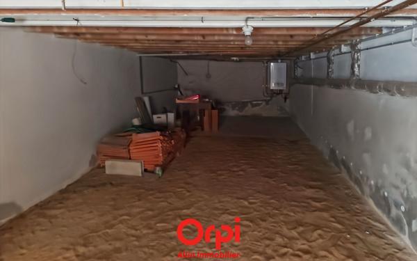 Maison à vendre    2 pièces •  Désertines