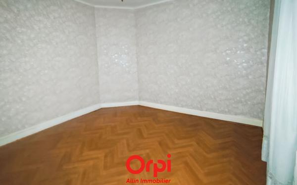 Maison à vendre    2 pièces •  Désertines