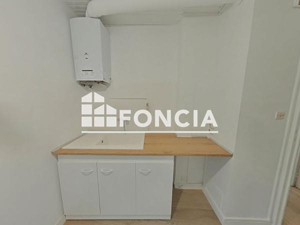Location Appartement 3 pièces 49.1 m² - 517 AVENUE DE L'ELISA Toulon 83100