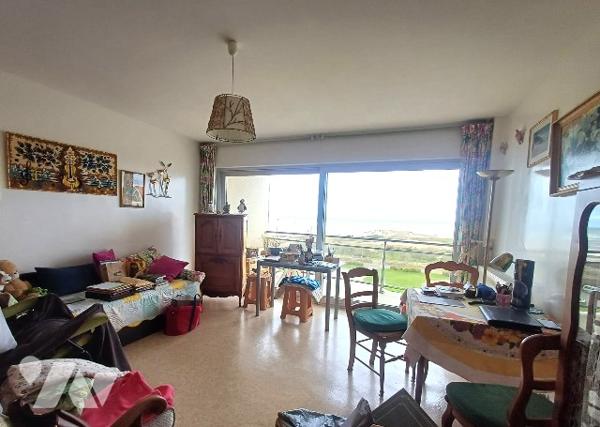 Rare à la vente, T2(cabine) traversant de 48,16m² en étage élevé avec cave FACE MER au TOUQUET