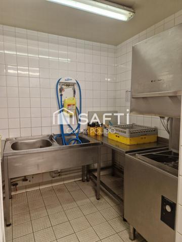 LOCAL COMMERCIAL RESTAURATION