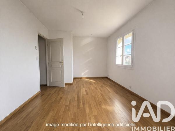 Maison à vendre 7 pièces 162 m² Courville-sur-Eure