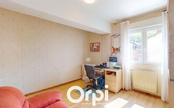 Appartement à vendre    3 pièces • 85 m2 Villerupt