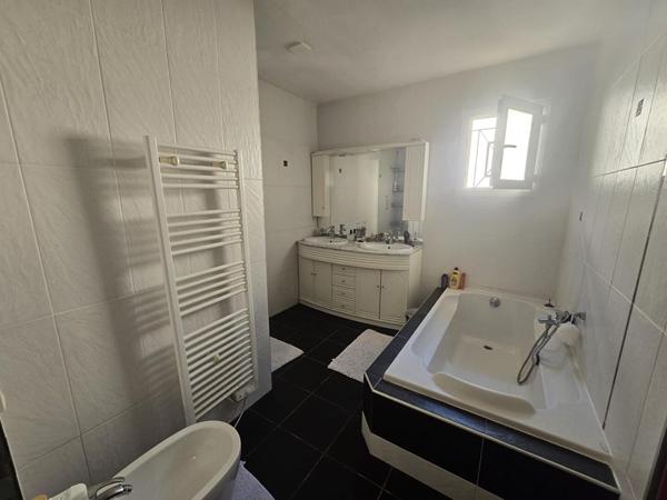 Agréable maison de plain pied proximité Montastruc 4 pièce(s) 117 m2 Charmante maison de plain-pied dans un écrin de verdure