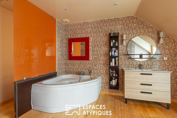 Maison d’architecte au cadre privilégié