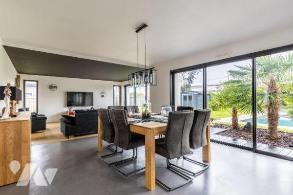 Nouveauté TRENTRE CINQ NOTAIRES, votre notaire de BREAL SOUS MONTFORT.
Laissez vous séduire pa...