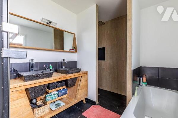 Nouveauté TRENTRE CINQ NOTAIRES, votre notaire de BREAL SOUS MONTFORT.
Laissez vous séduire pa...