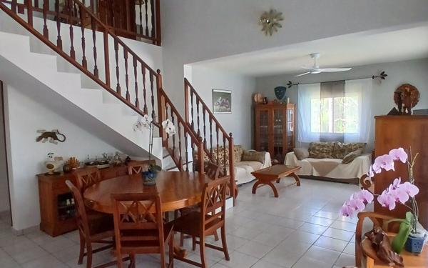 Maison à vendre    6 pièces • 170 m2 Saint-Louis