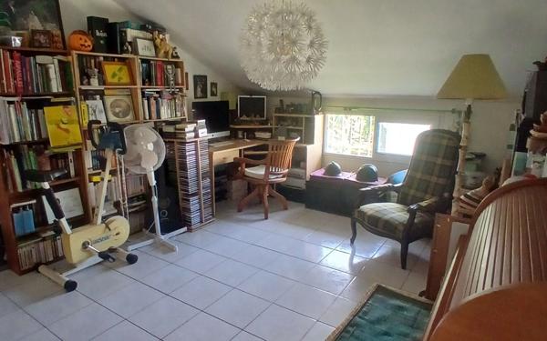 Maison à vendre    6 pièces • 170 m2 Saint-Louis