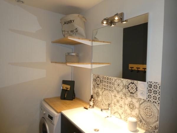 VAGNEY (88)Propriété d'exception T8 avec un appartement T3 exploité en location saisonnière , piscine , terrain 900m². avec piscine, terrain 900m².