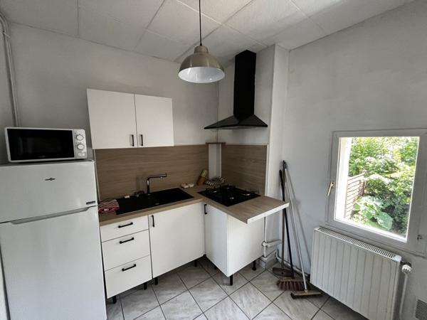 Appartement à louer 740 € CC Bourges 2 p 49 m² DPE D
